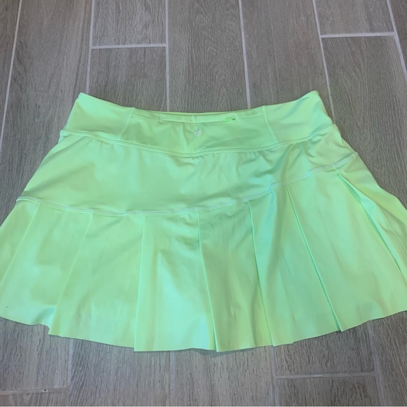 Athleta Women's Highlighter Yellow Skirt - Picture 5 of 6